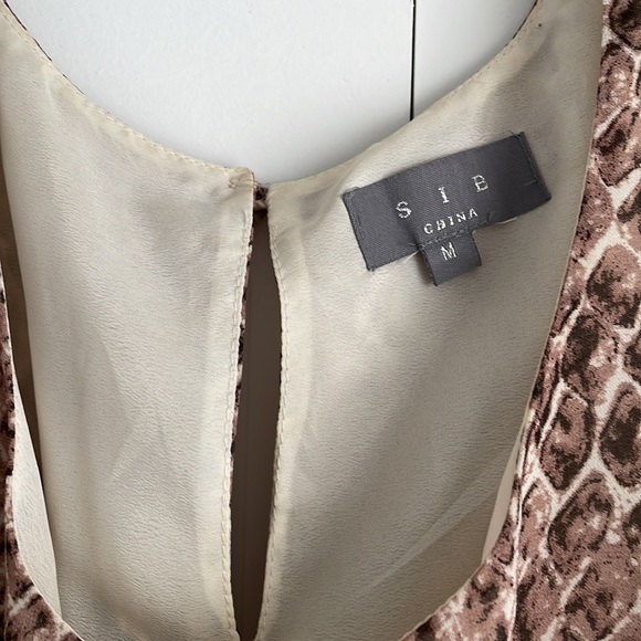 Snake print high-low dress - Picture 4 of 6